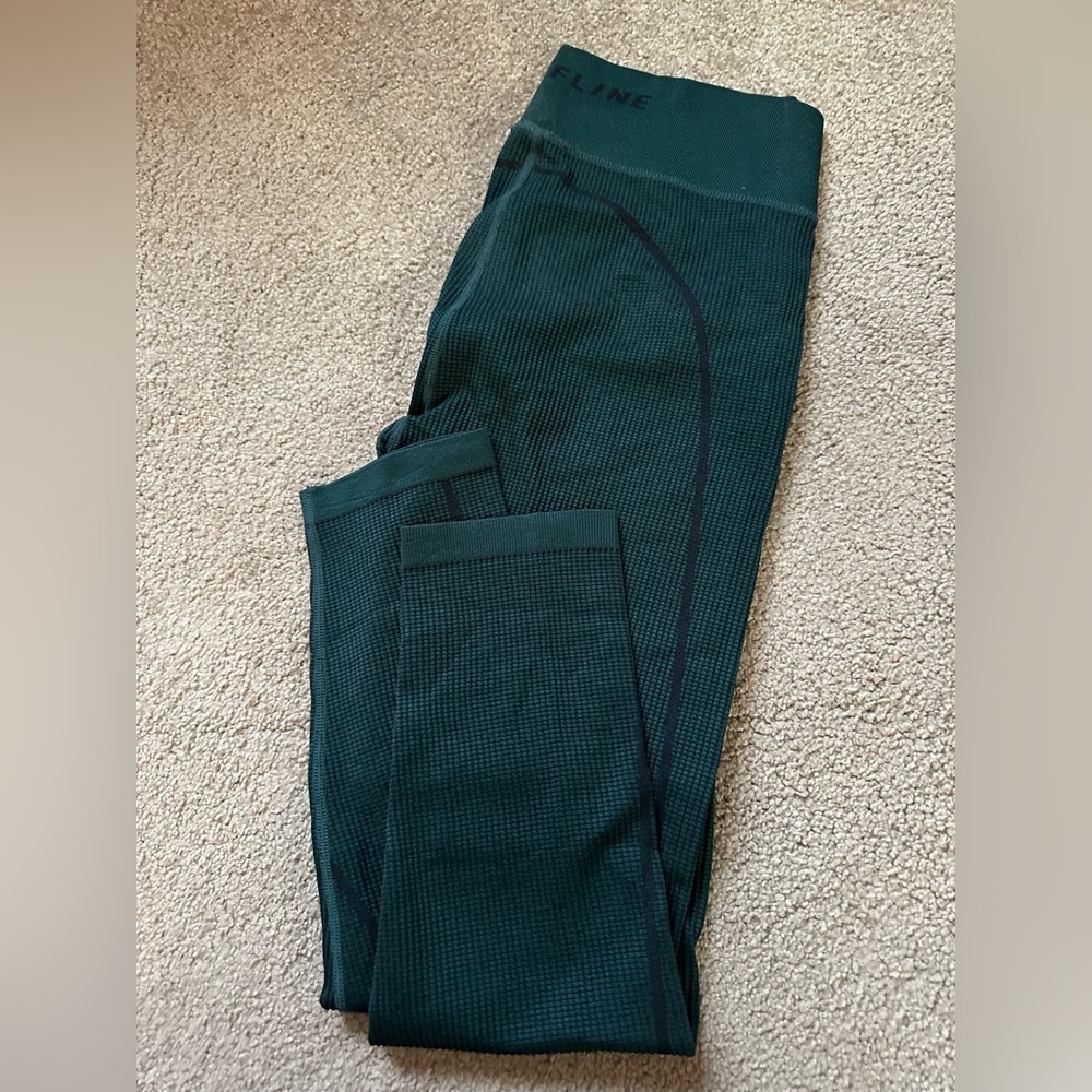 Offline AE Leggings NWOT XXL